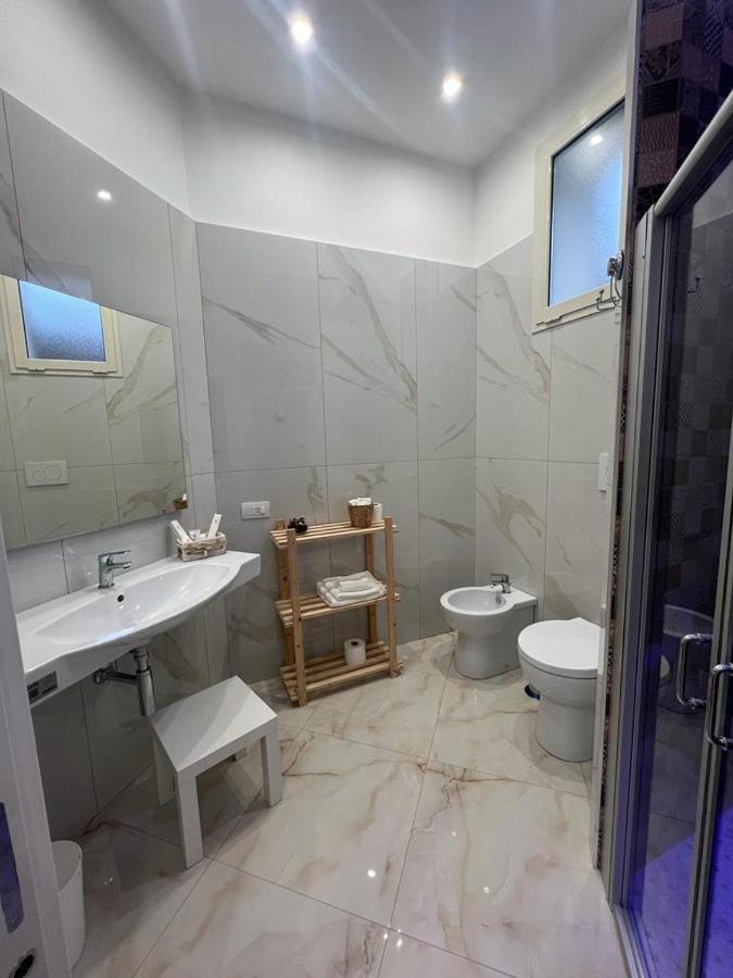 Goldenhouse Hotel Napoli Ngoại thất bức ảnh