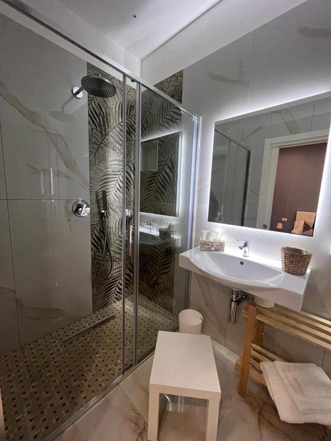 Goldenhouse Hotel Napoli Ngoại thất bức ảnh