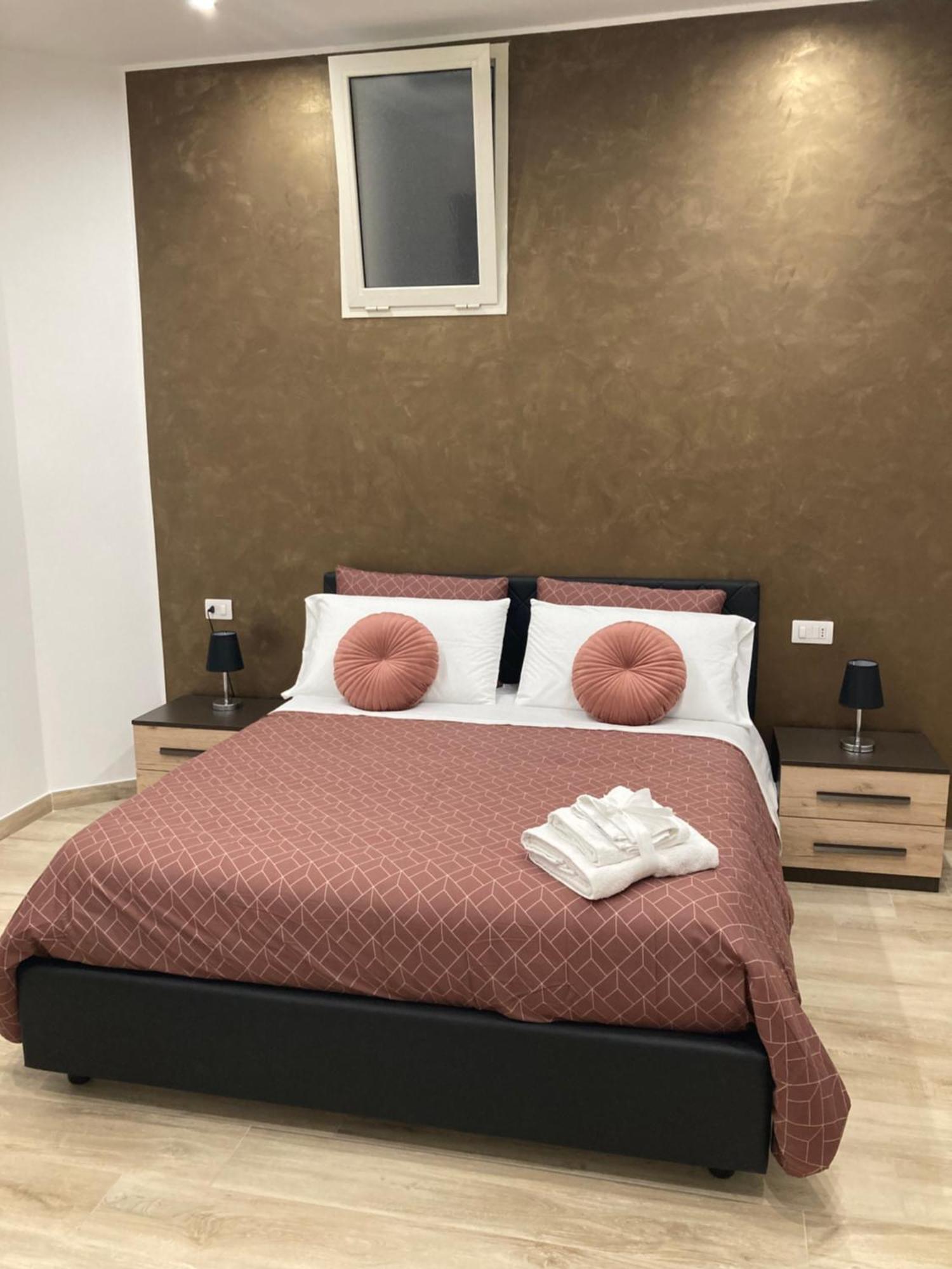 Goldenhouse Hotel Napoli Ngoại thất bức ảnh